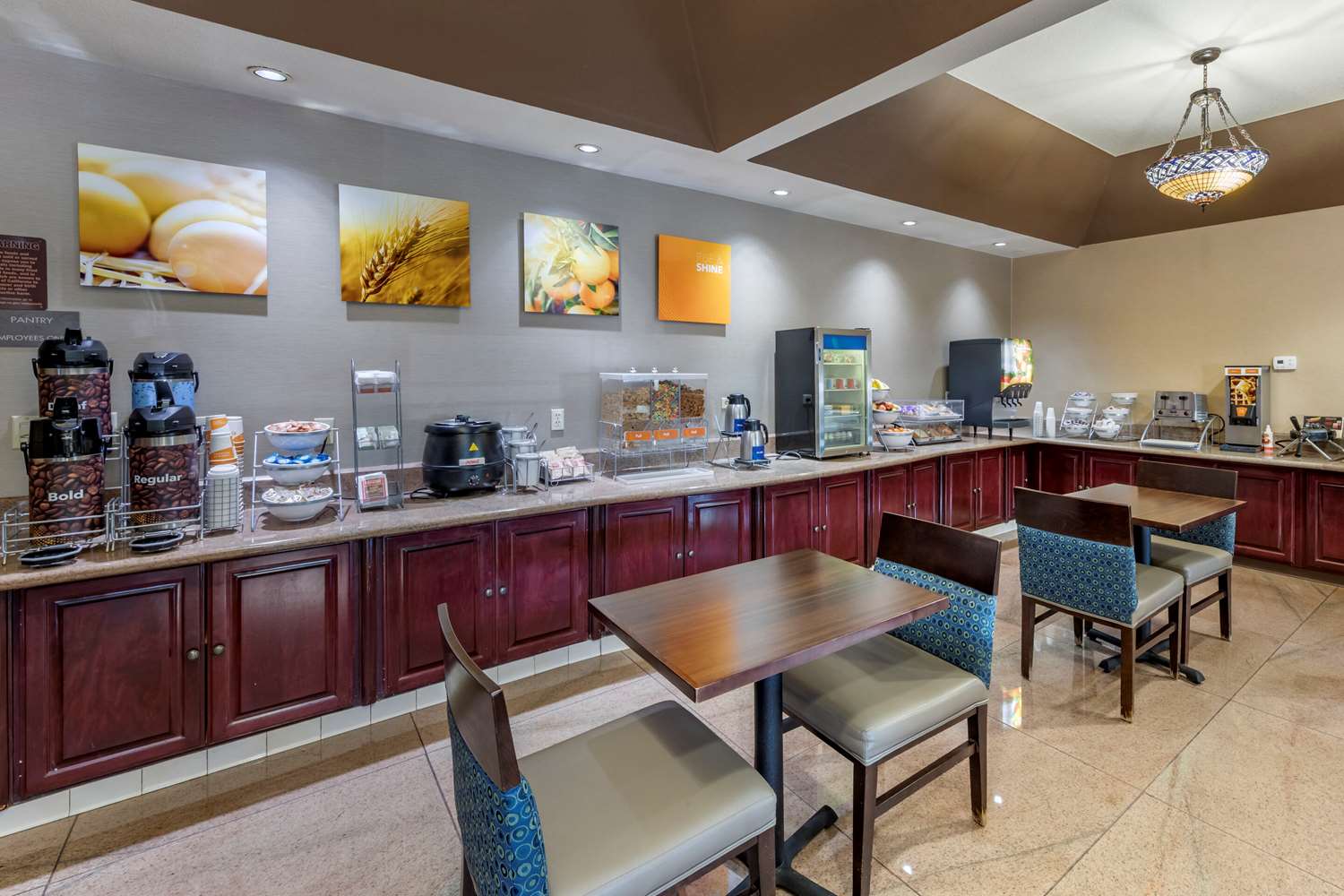 restaurant cafeteria