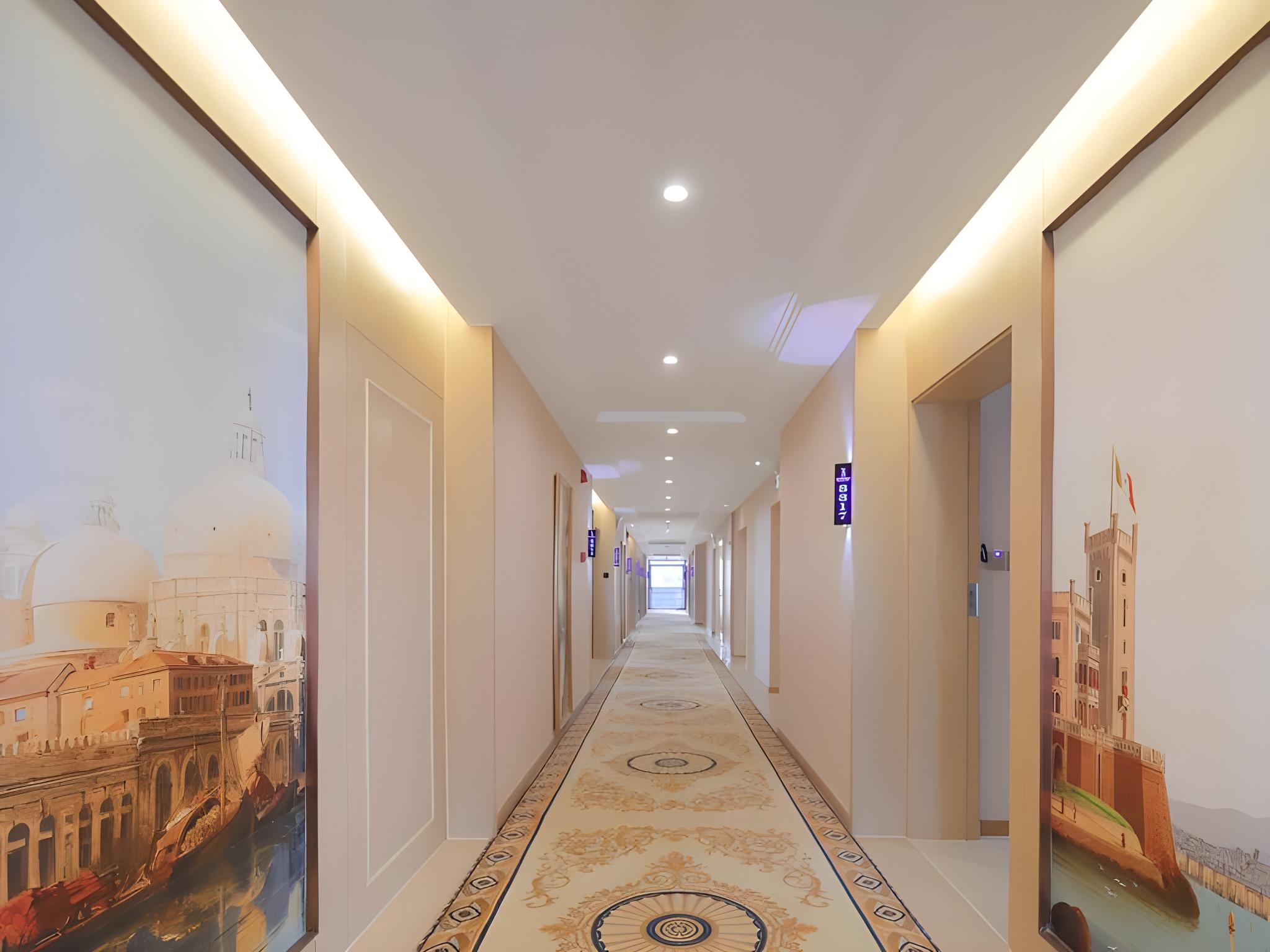 Vienna International Hotel (Pinghu Zhangjiang Science and Technology Park) 30/45