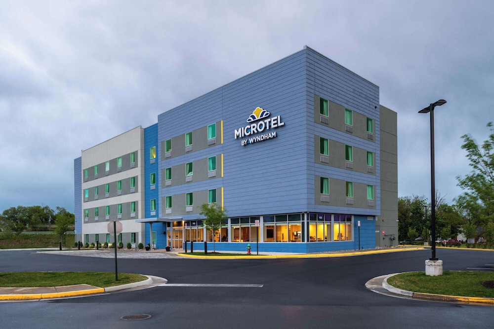 Microtel Inn & Suites by Wyndham Winchester 2/28