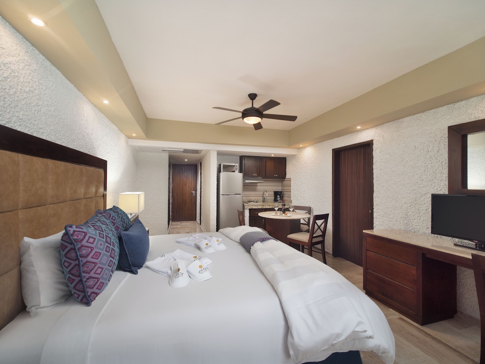 Deluxe, 2 Double Beds