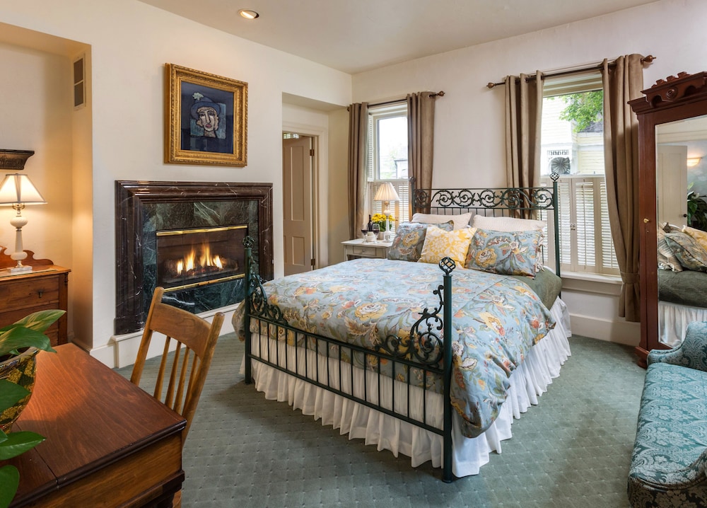 Washington House Inn 15/70