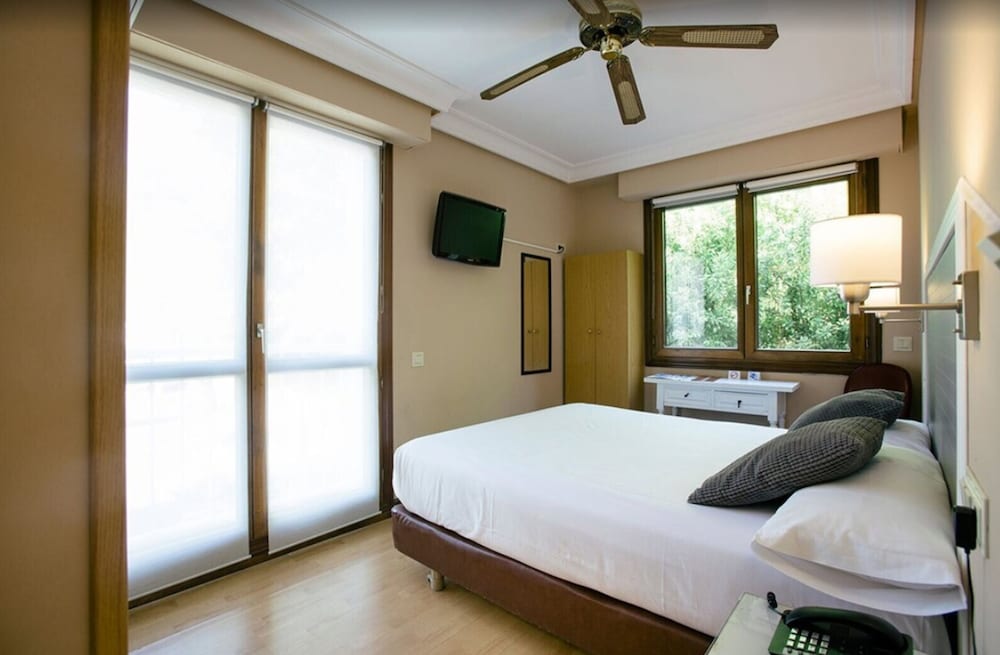 Monte Ulia Hotel 19/42