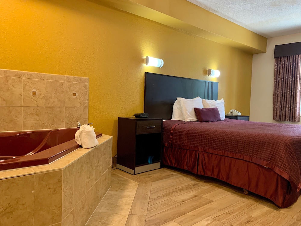Executive Inn And Suites 11/43