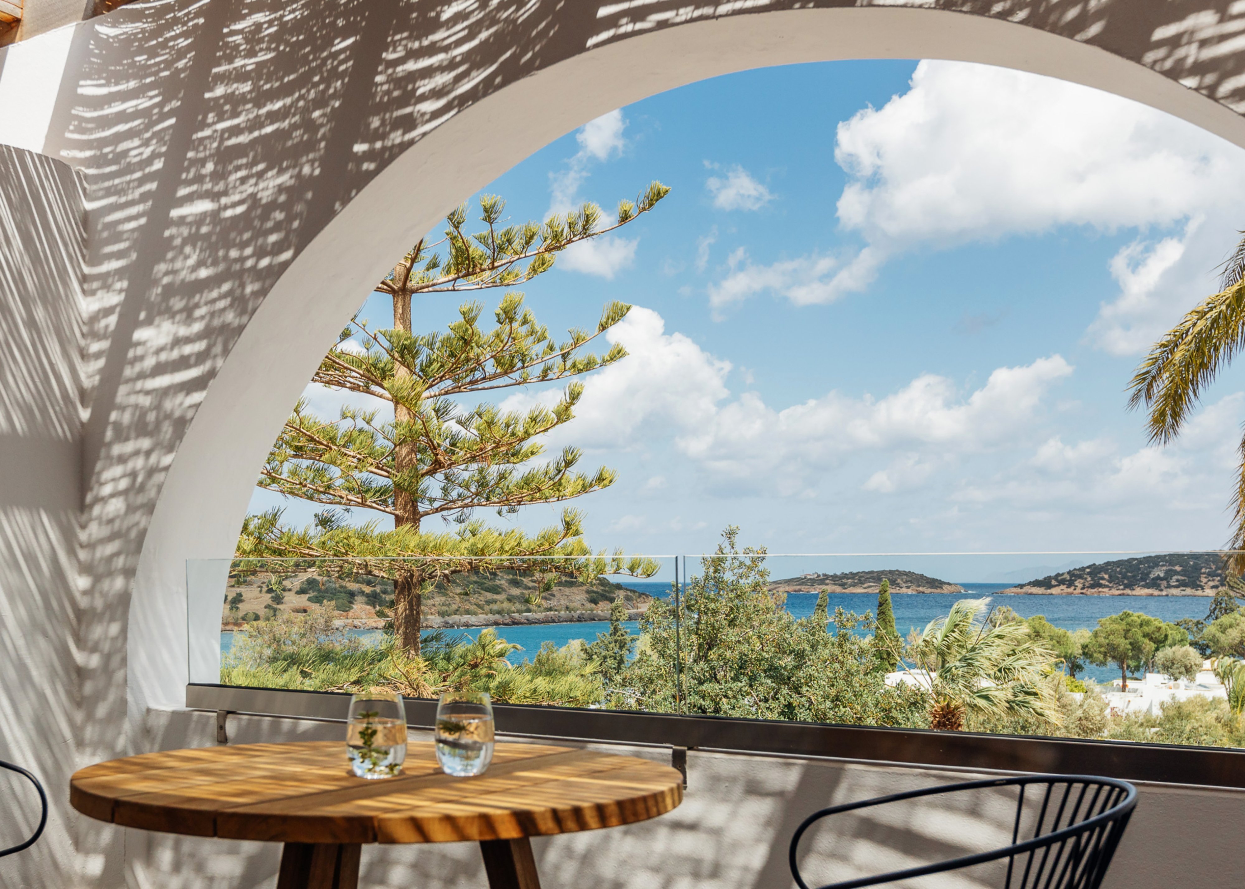Minos Beach Art Hotel 5/63