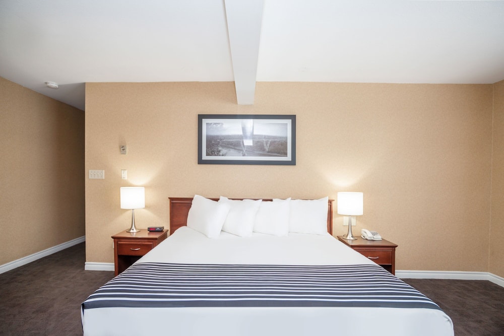 Sandman Hotel Castlegar 7/50