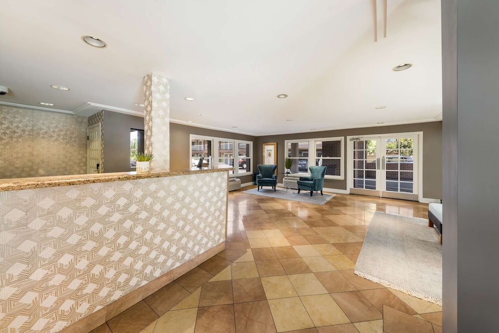 Surestay Plus Hotel By Best Western Mountain View 16/70