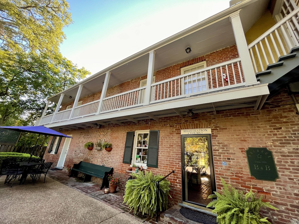 Anchuca Historic Mansion & Inn 5/49