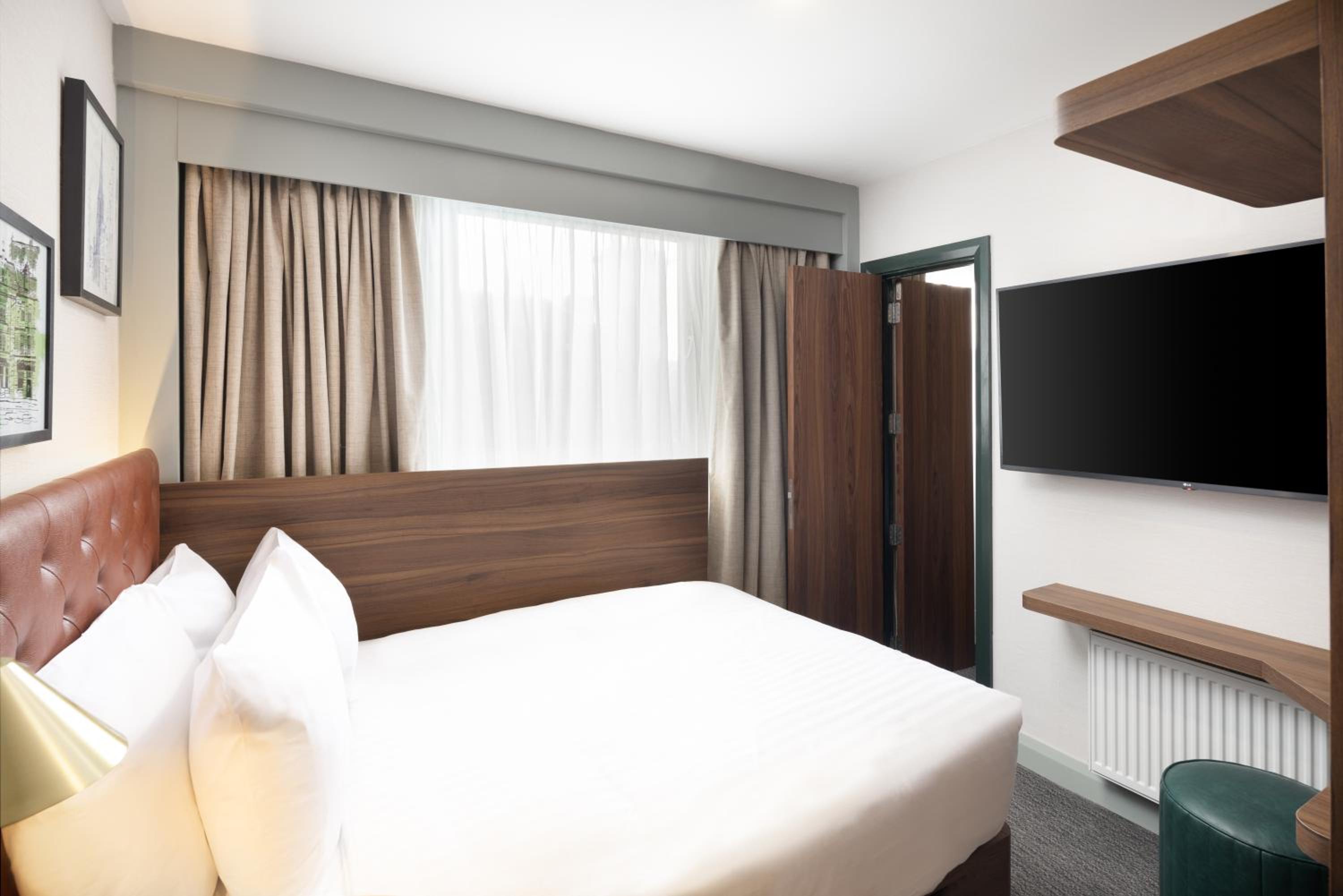 Compact, Double Bed