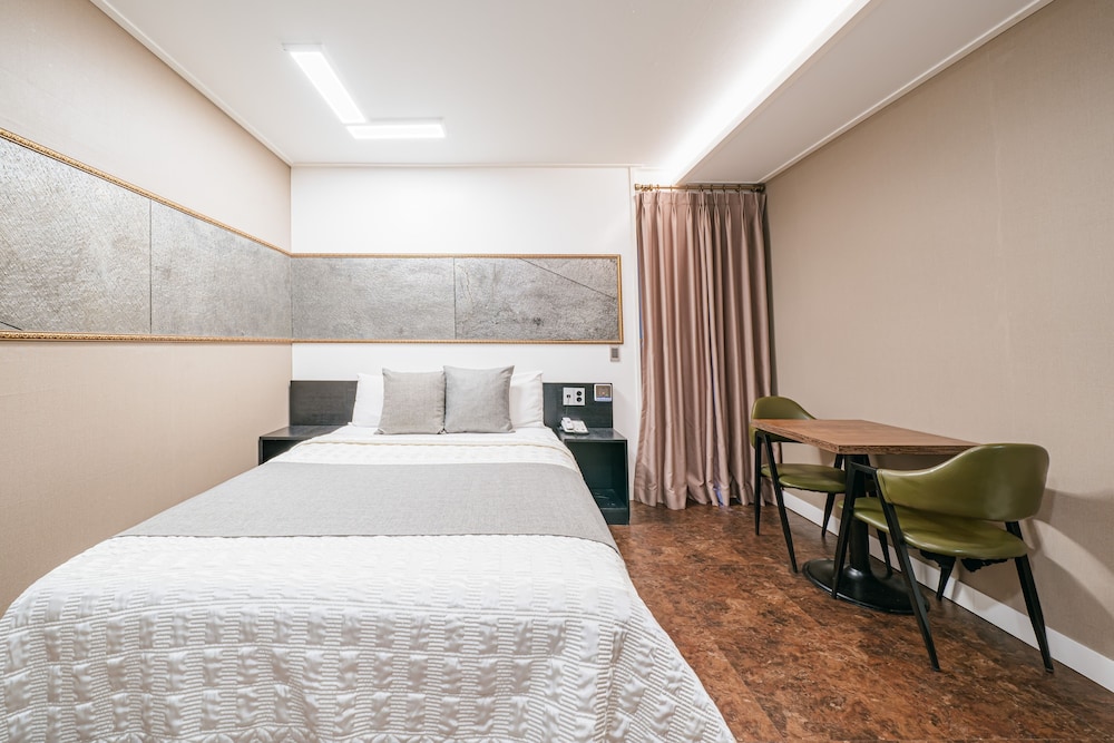 ROOM, DOUBLE BED, TERRACE
