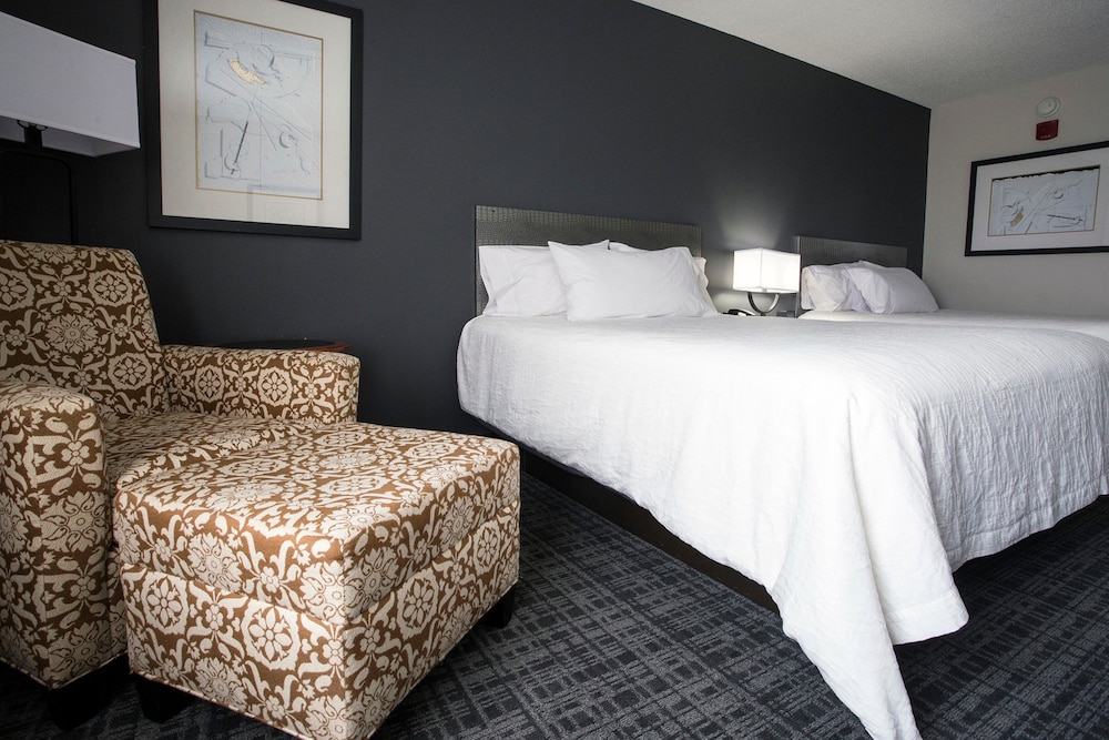 Hilton Garden Inn Louisville Airport 15/69