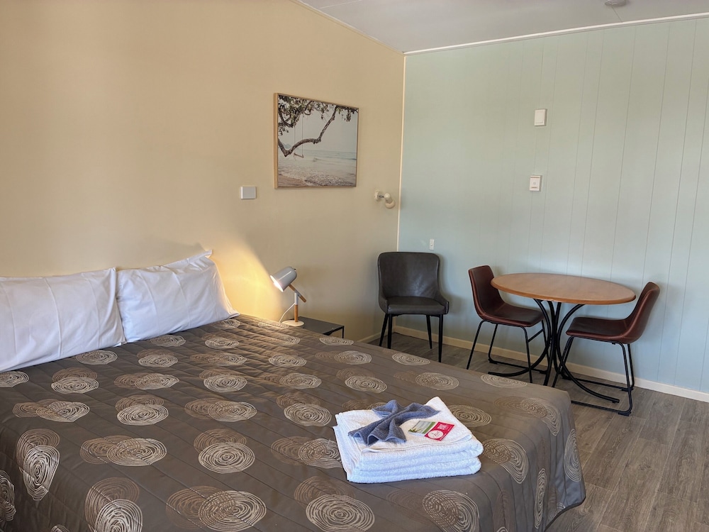 Shady Rest Motel 31/48