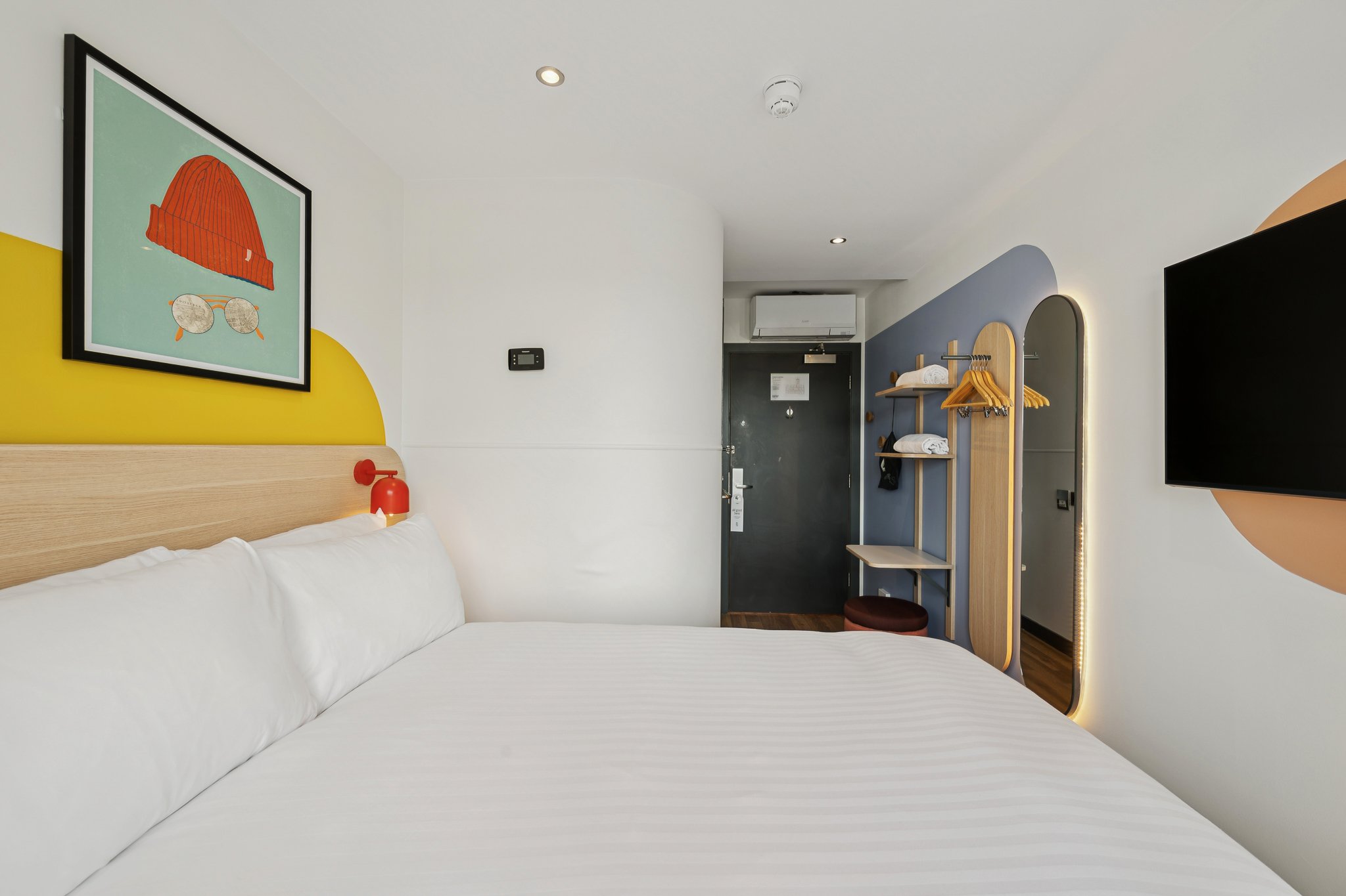 Haymarket Hub Hotel 11/43