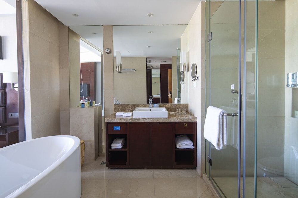 غرفة تنفيذية بسرير كينج، Wyndham Wenzhou 3/3