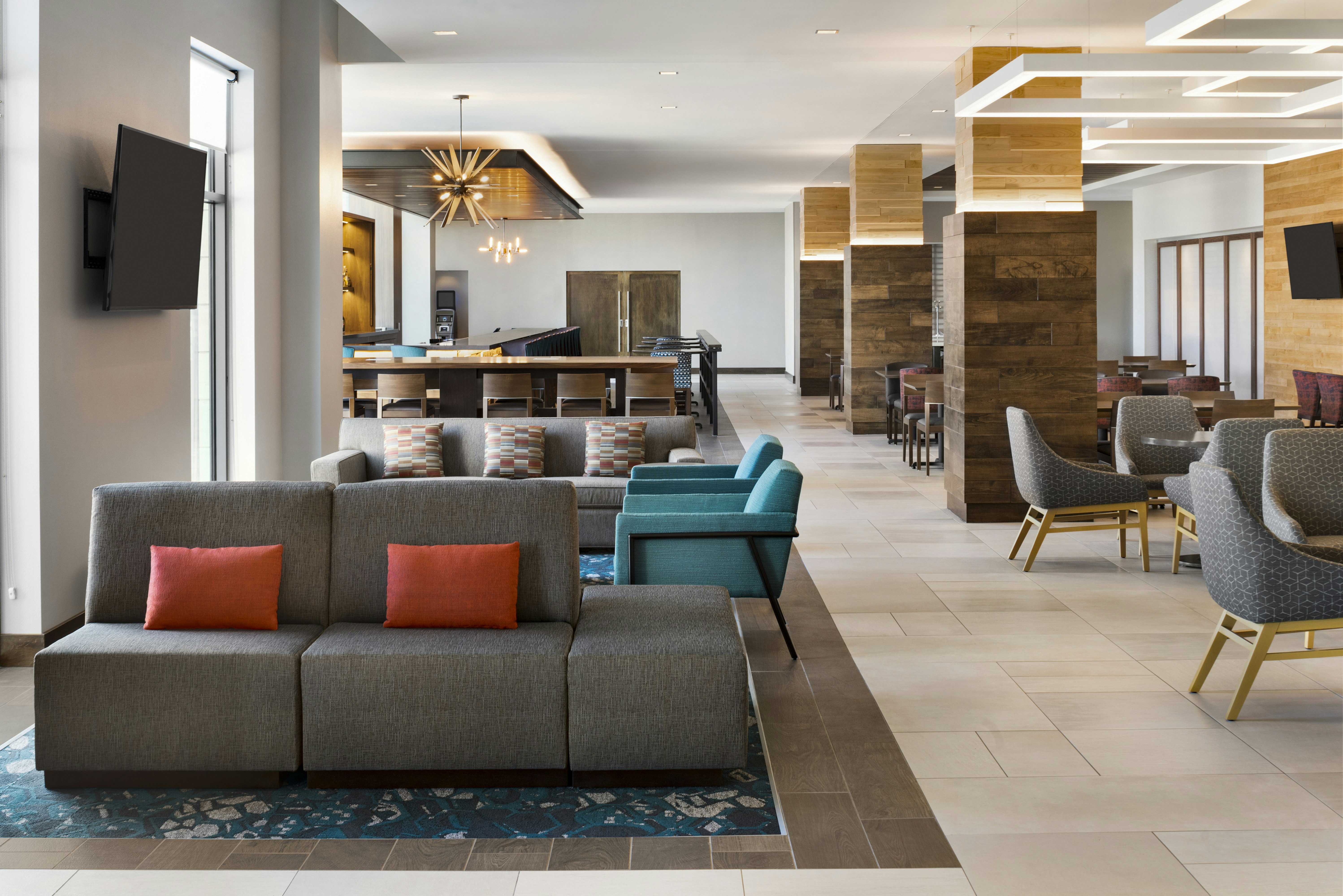 Hilton Garden Inn Milwaukee Brookfield Conference Center 28/60