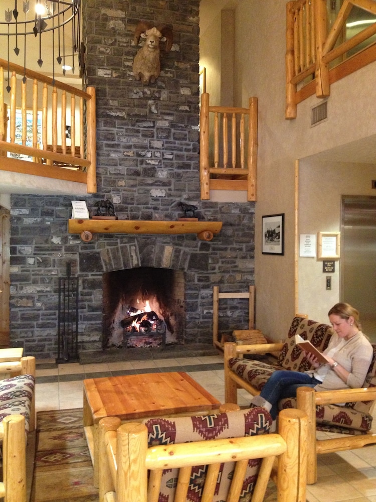 Brewster Mountain Lodge 55/65