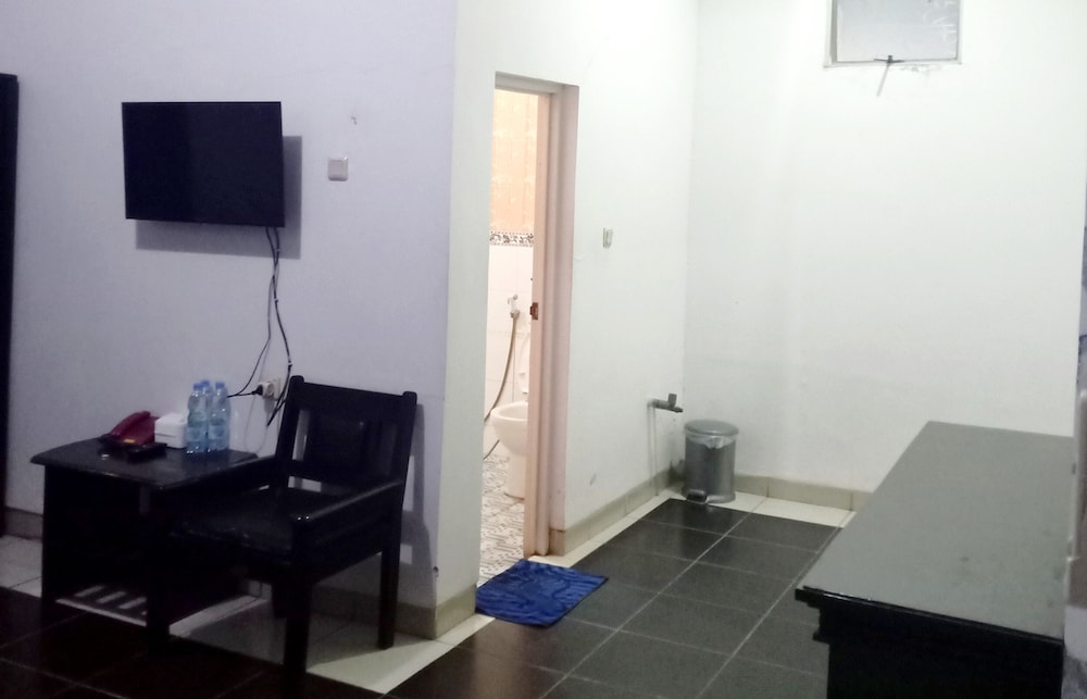 Hotel Santana Syariah by ZUZU 14/17