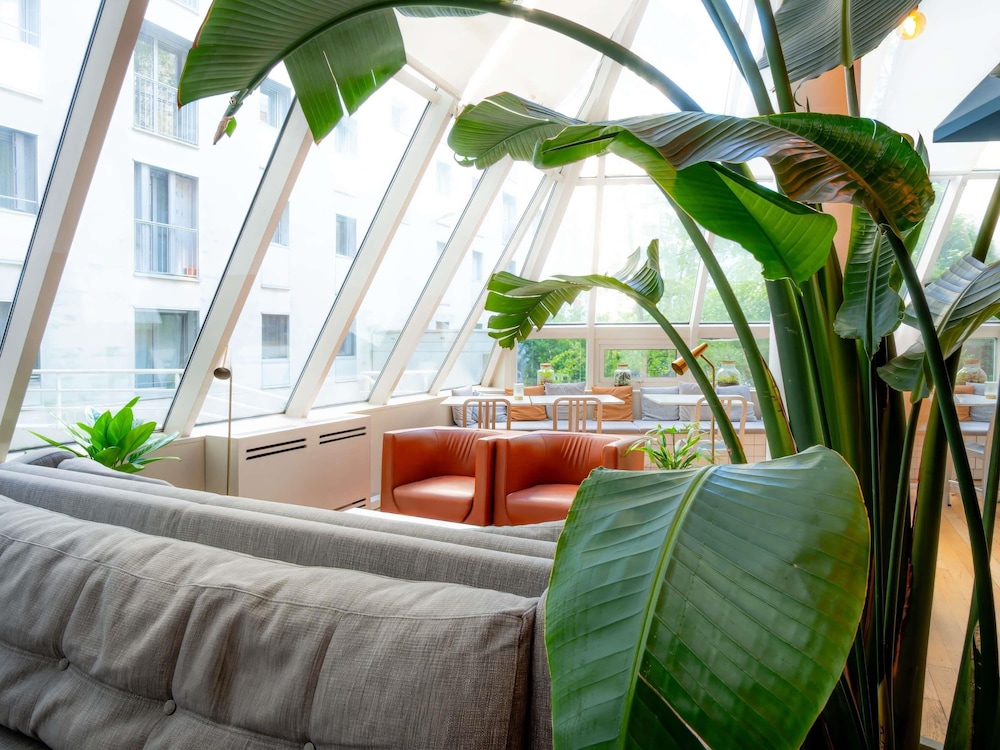 Mercure Paris Montparnasse Pasteur 46/73