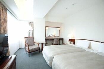 Hollywood, Superior, Twin Beds