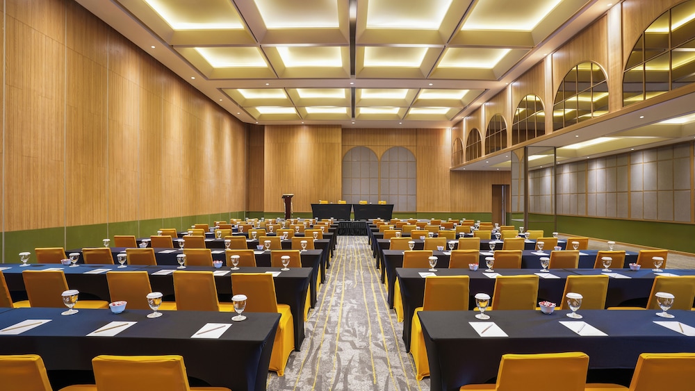 Swiss-Belinn Indramayu 67/85