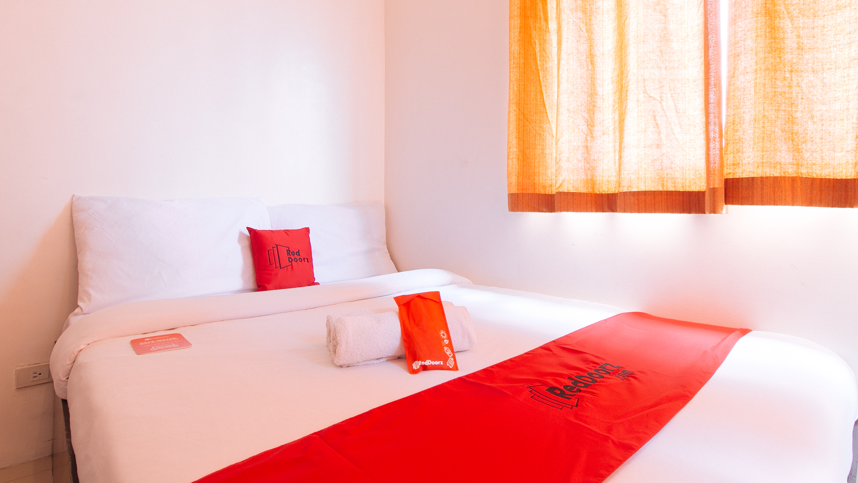 Reddoorz, Deluxe