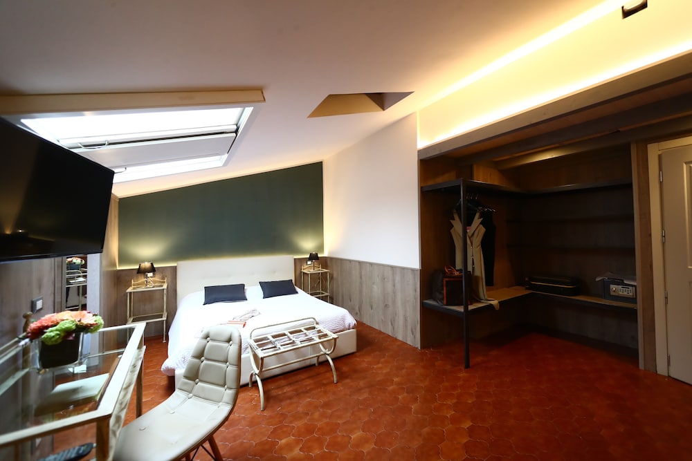 Hotel Italia 20/42