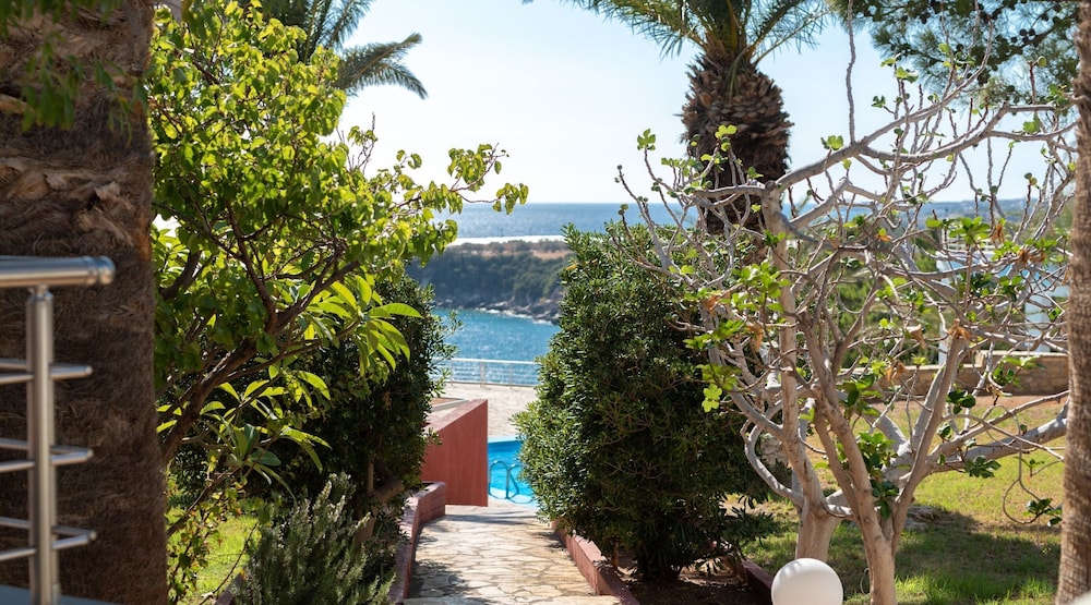Porto Belissario Hotel 40/46