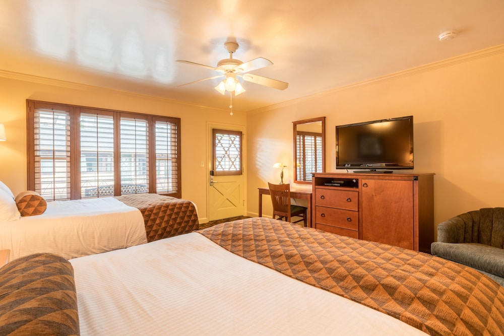 Brisas Del Mar Inn At The Beach 21/46