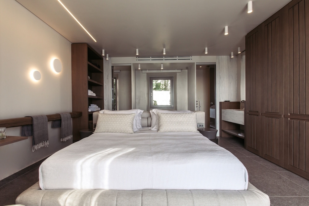 SUPERIOR, SUITE, DOUBLE BED, SEA VIEW, HOT TUB