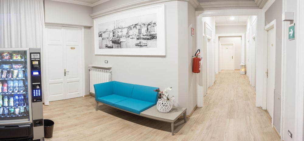 Nuovo Albergo Centro 32/50