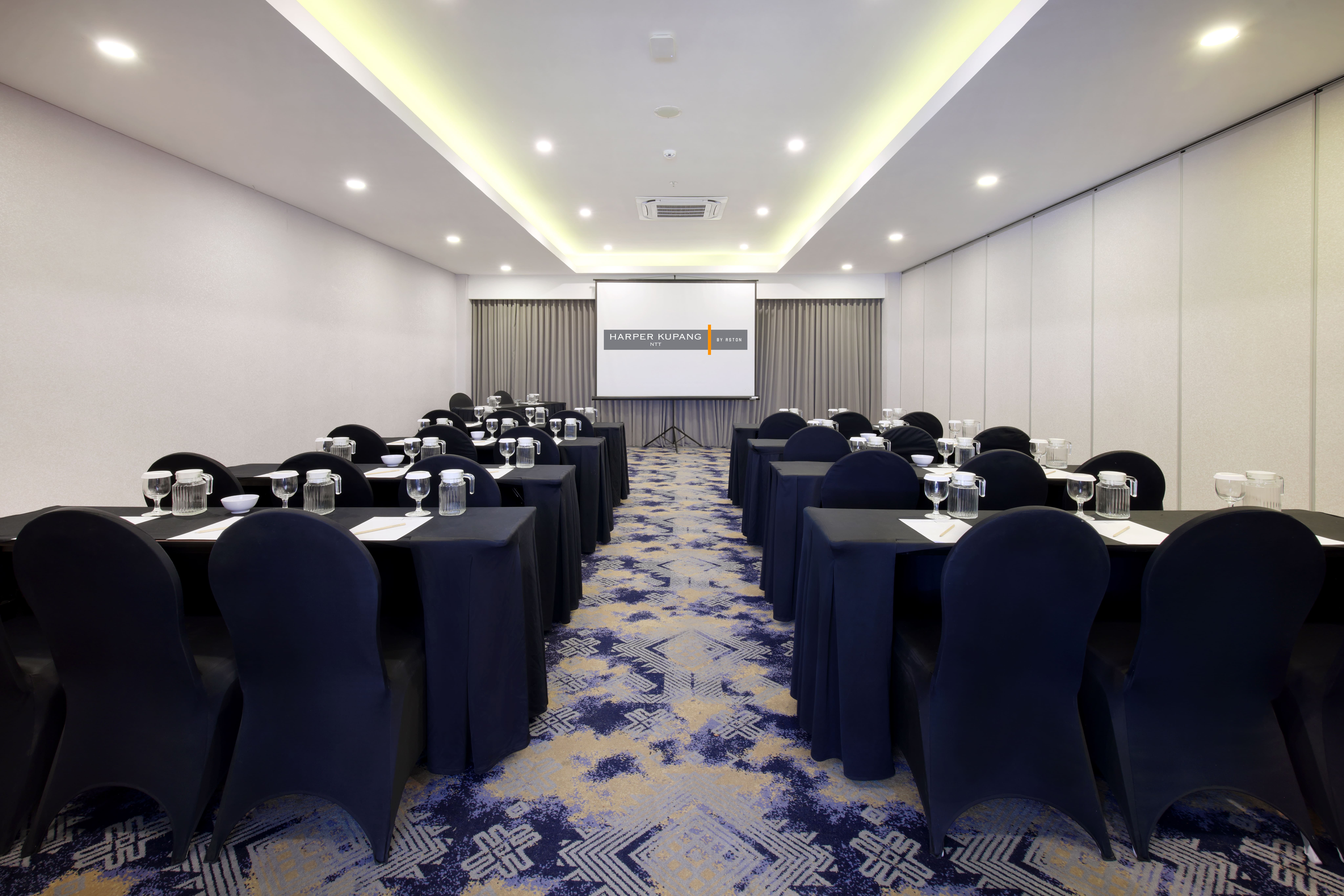 Harper Hotel Kupang 20/24