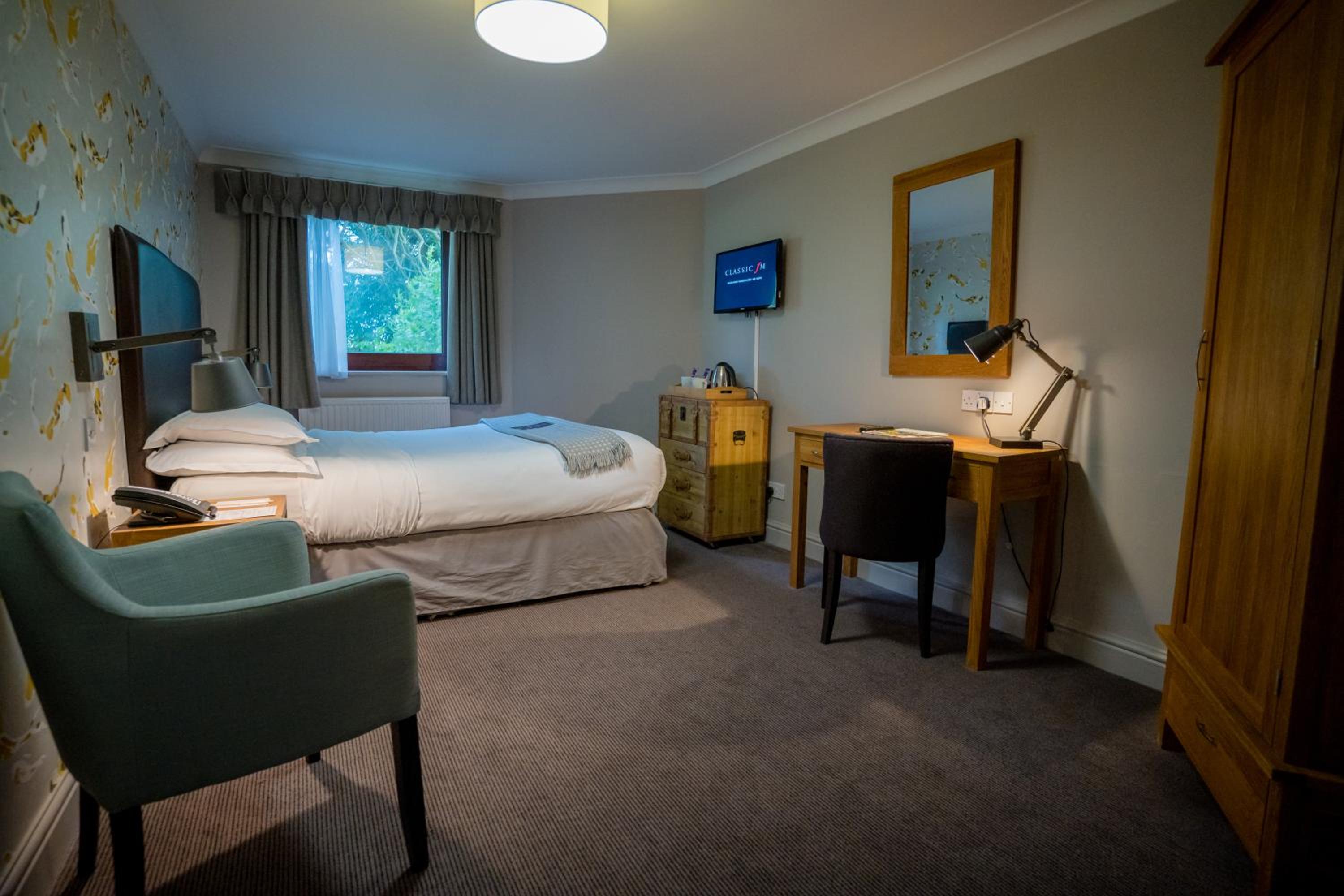 غرفة كلاسيكية بسرير مزدوج، Stonehouse Court Hotel 2/3