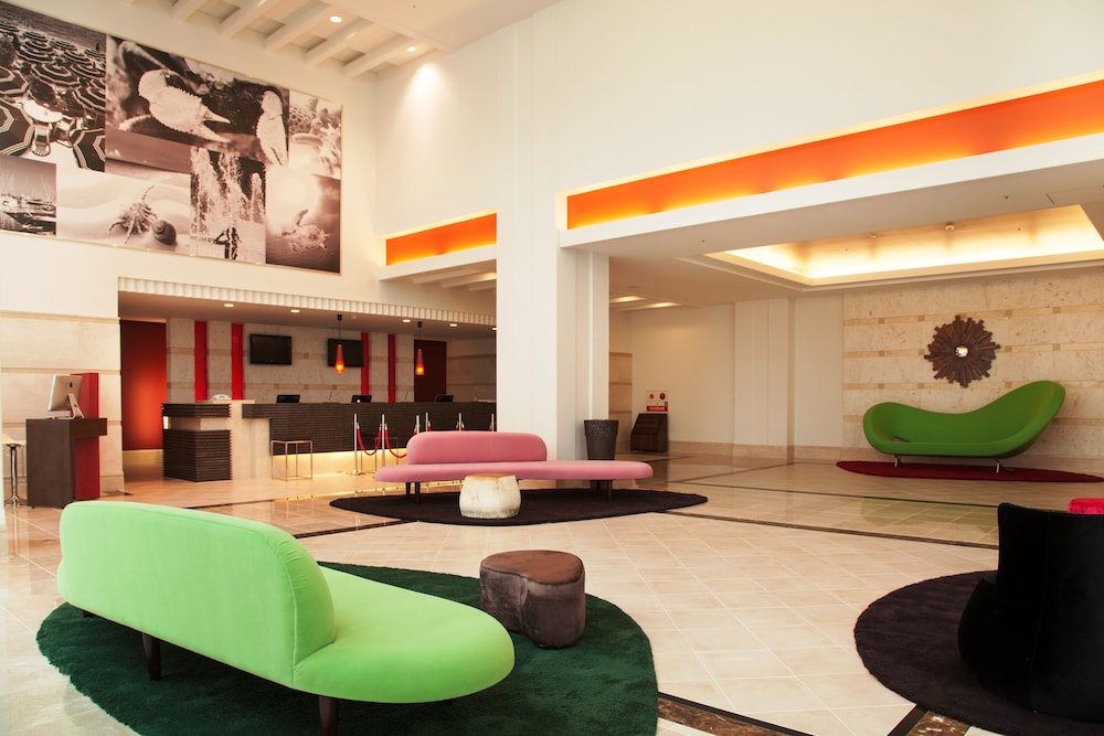Mercure Okinawa Naha 7/65