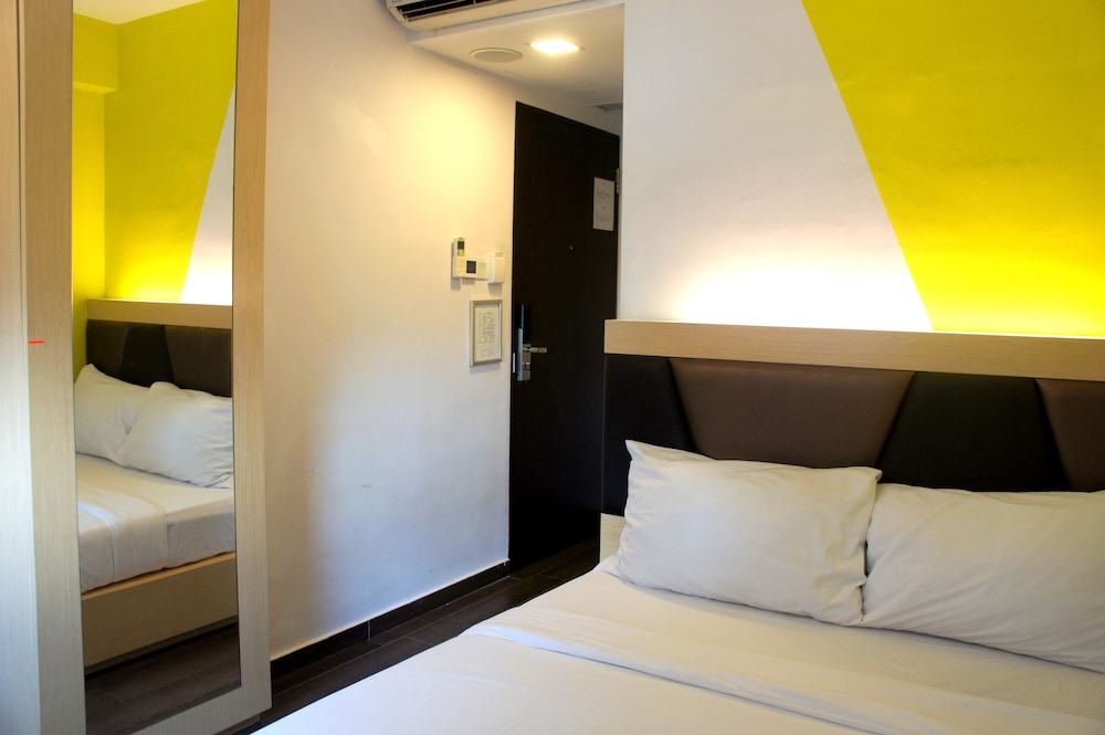 Amaris Hotel by Santika 26/63