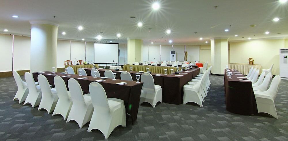 Grand Arkenso Park View Simpang Lima (ex. Horison Semarang) 53/61
