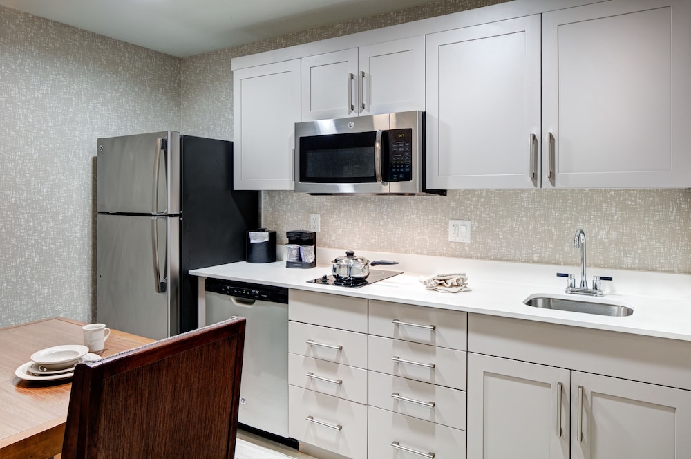 Homewood Suites by Hilton Salt Lake City-Downtown 42/58