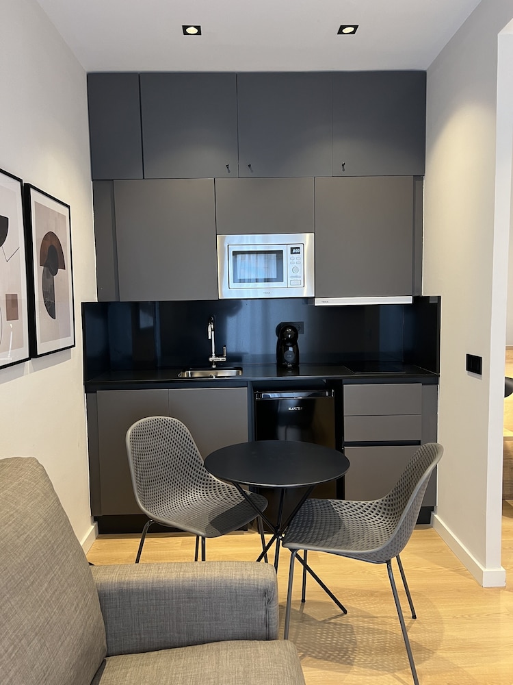 APARTAMENTOS LAFORJA 37/51