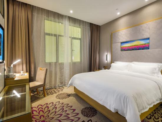 Standard, Single, Queen Bed