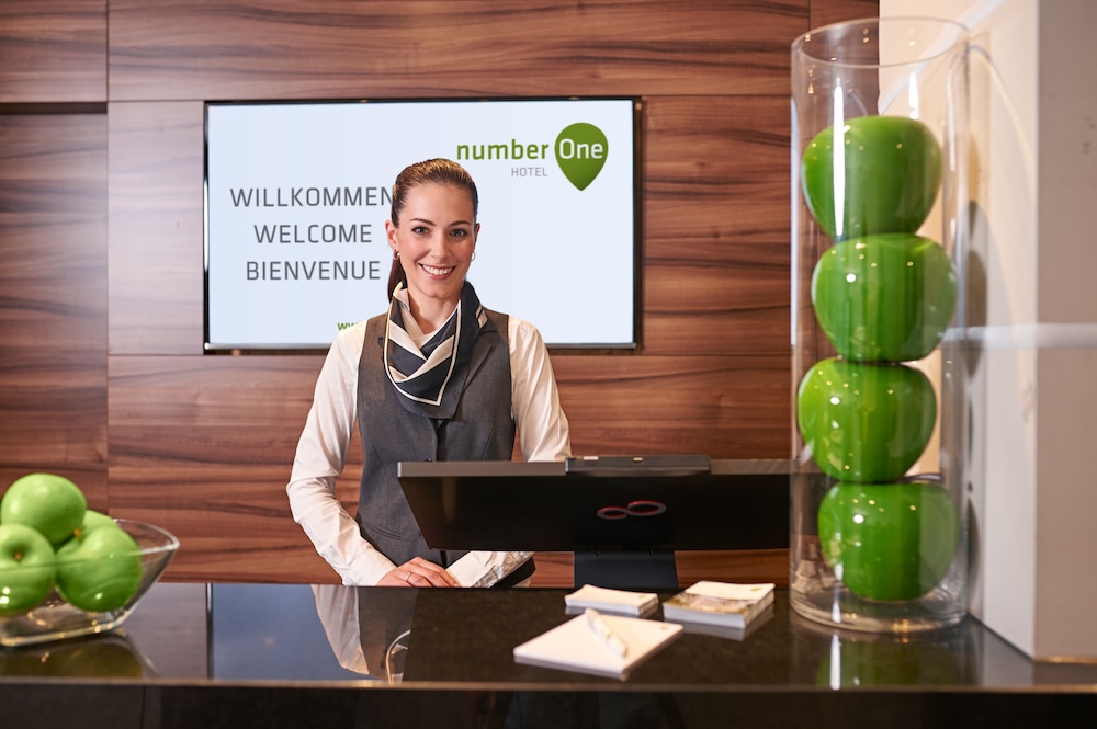 numberOne Hotel 12/44