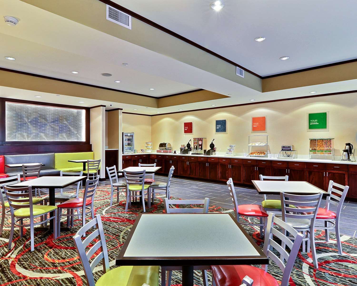 Comfort Suites Uniontown, PA 42/44