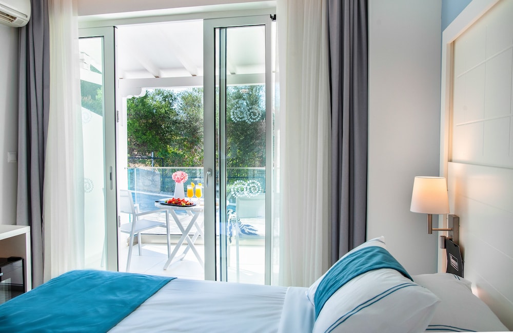 Double Room Superior Garden View 5/7