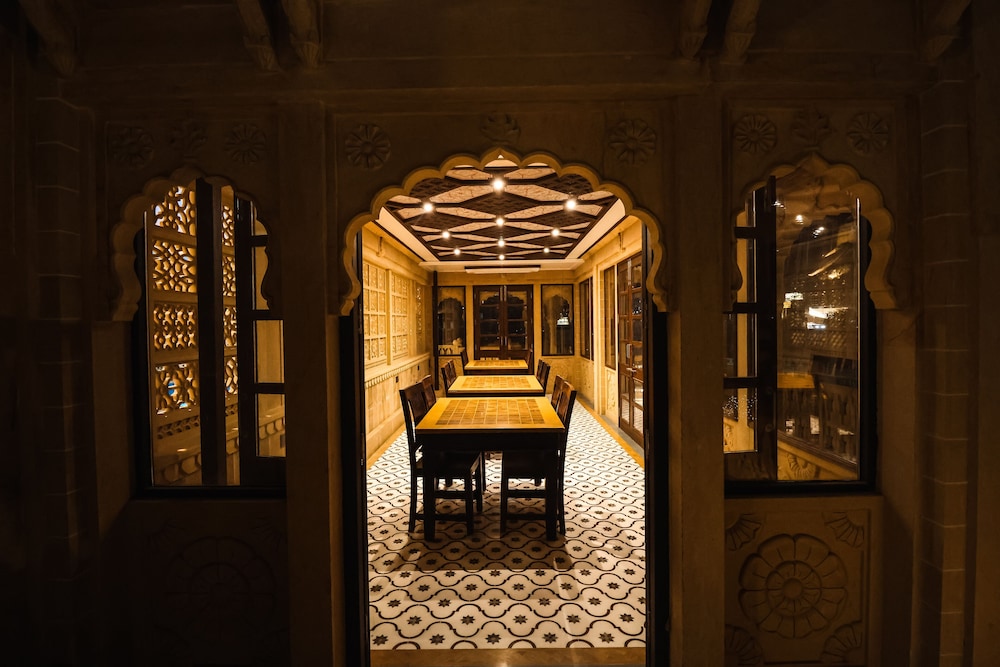 Guulab Haveli 30/50