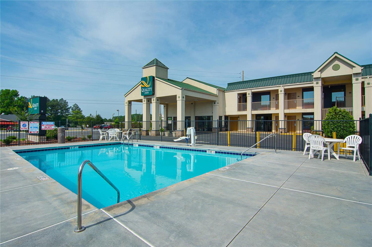 Quality Inn Calhoun North I-75 3/23