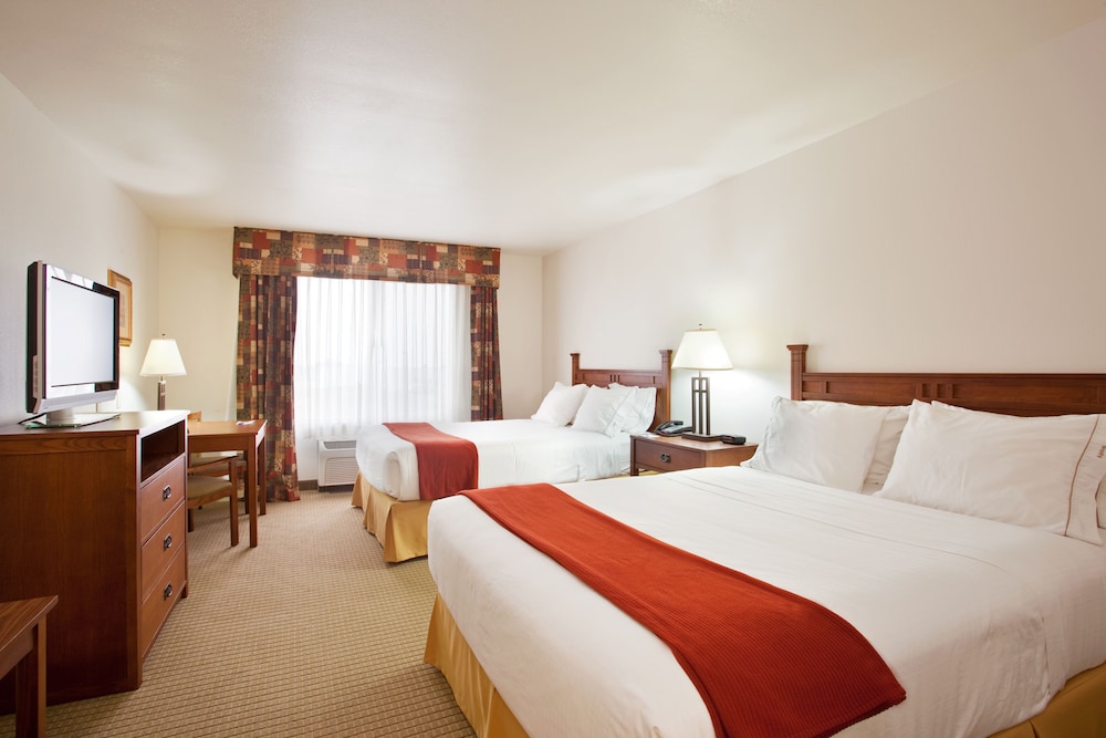 Holiday Inn Express Hotel And Suites Mattoon 14/48