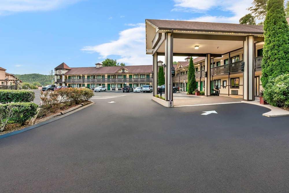 Quality Inn Helen, GA 57/64