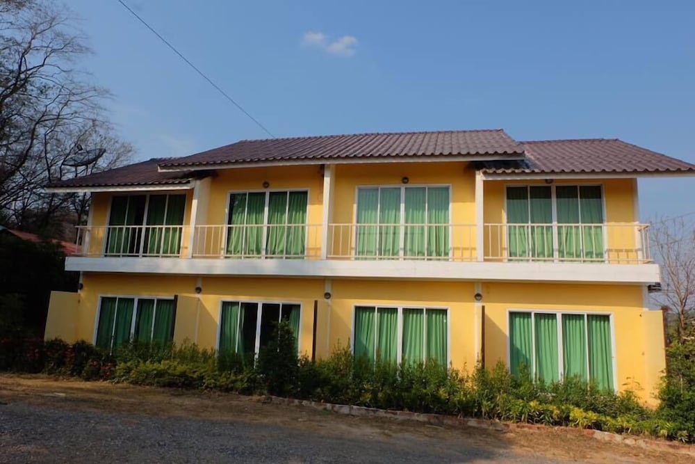 Mai Ngern Mai Thong Resort 1/37