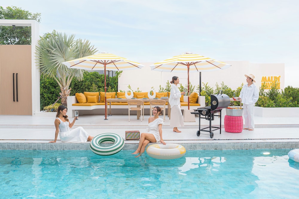 Maldives Beach Resort 47/56