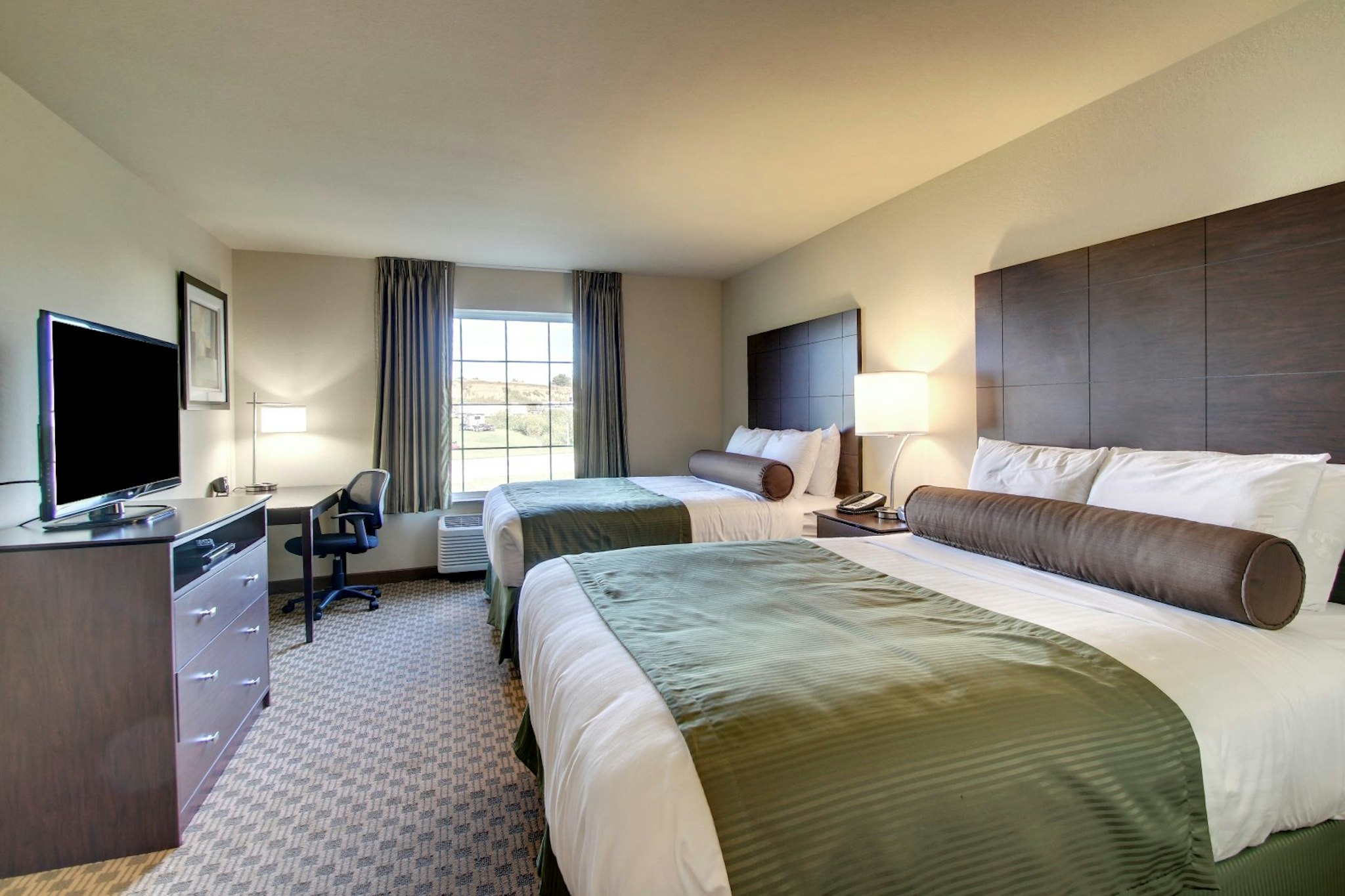Cobblestone Inn & Suites -- Bloomfield, IA 8/30