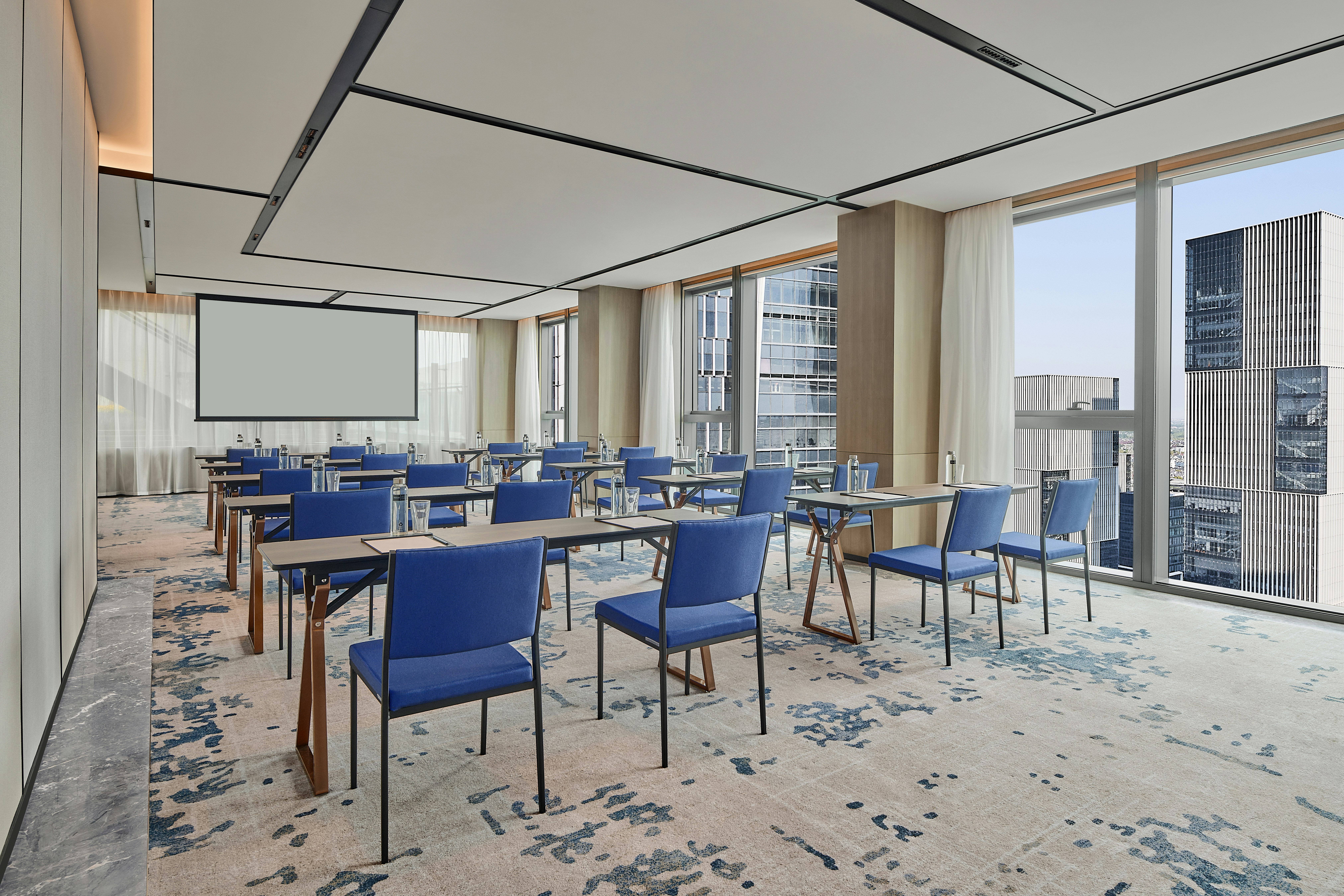 Hilton Shanghai Zhangjiang Science City 81/85