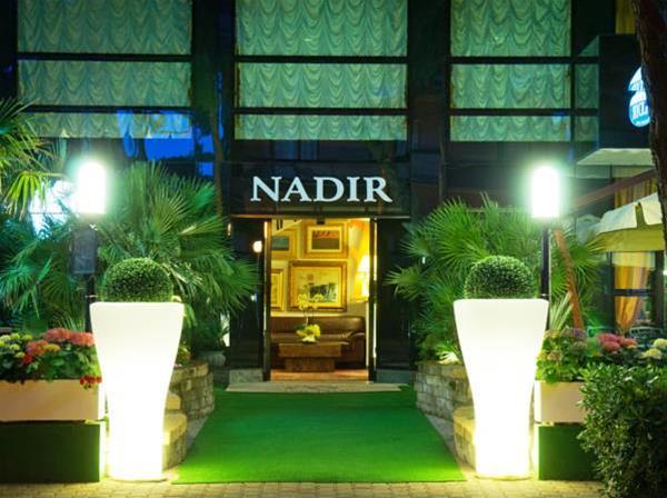 Hotel Nadir 8/34