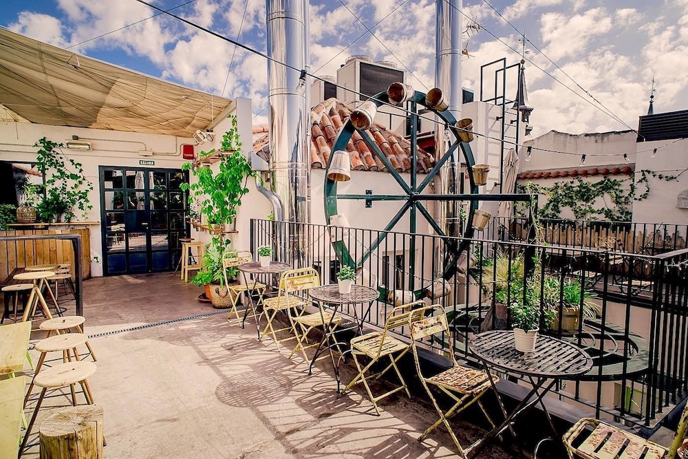 The Hat Hostel 43/46